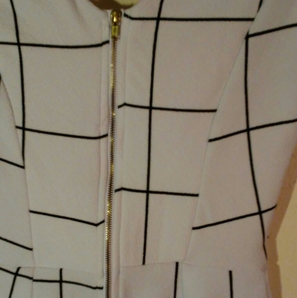 Charlotte Russe Romper - Picture 5 of 6